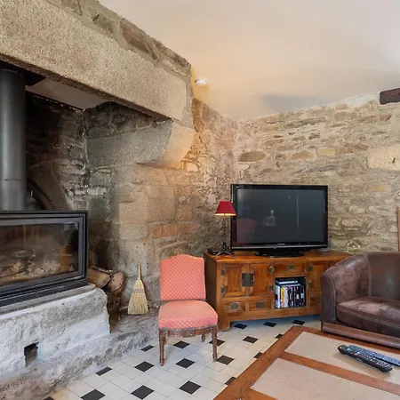 La Manoir Du Moros By Interhome