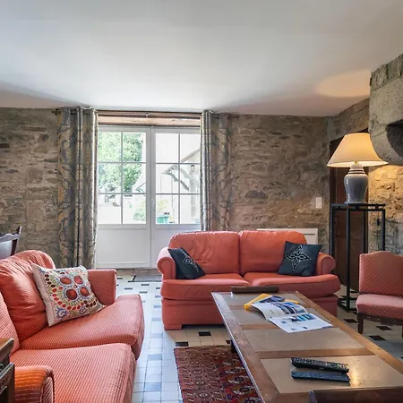 La Manoir Du Moros By Interhome *